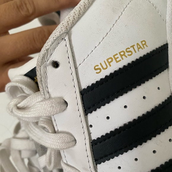 Adidas shoes - Picture 4 of 6